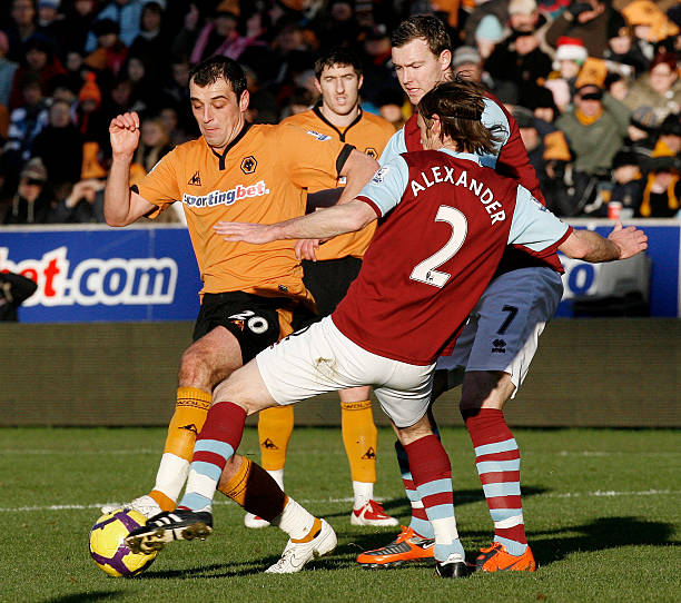 不仅迎合了 不仅迎合了