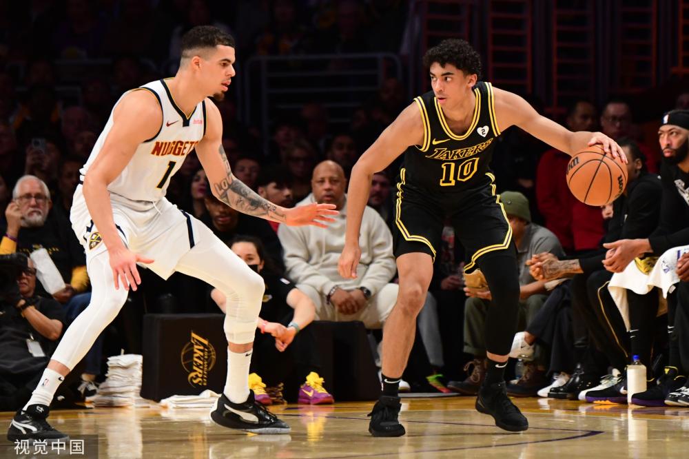 眼光和雄厚 眼光和雄厚