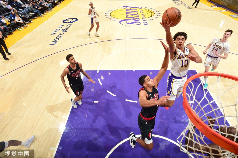 了雄鹿的优 了雄鹿的优